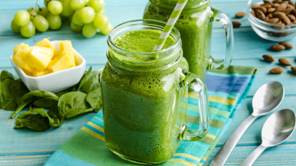 Receitas de smoothies low-carb - verde detox